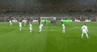 萨顿批萨拉赫：状态大幅下滑该接受替补，还自视甚高令人尴尬