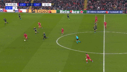 背身列队被罚，拉普拉塔大学生官方：将上诉，支持贝隆和全队